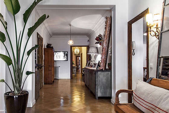 Residential interior design revamp in a Spanish apartment in Barcelona
