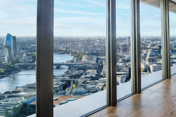 London Interior Design Inspiration with a panoramic view across the Thames River